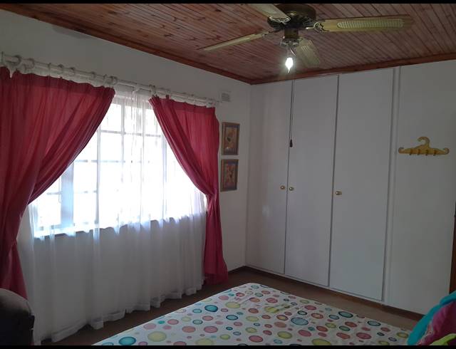 4 BEDROOM HOUSE FOR SALE IN BLUFF